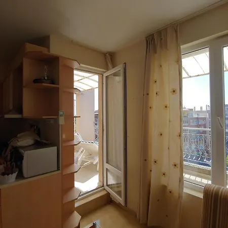 Apartmán Пентхаус 145 Кв Метров *
