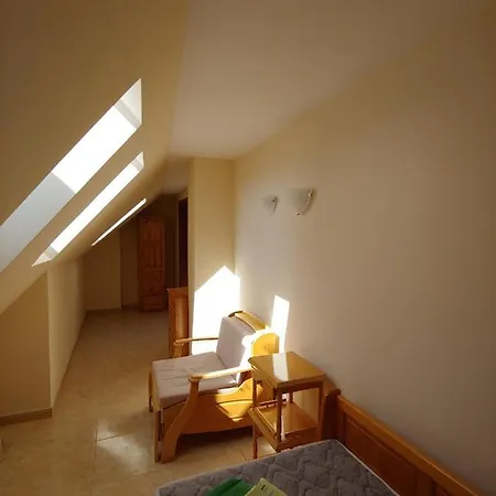 Пентхаус 145 Кв Метров Apartmán *